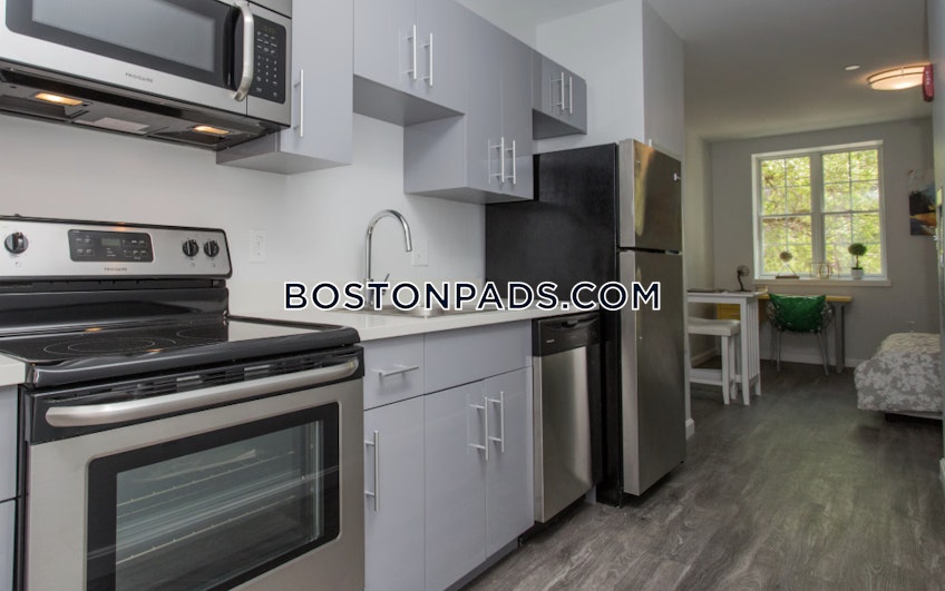 Boston - $2,500+ /month