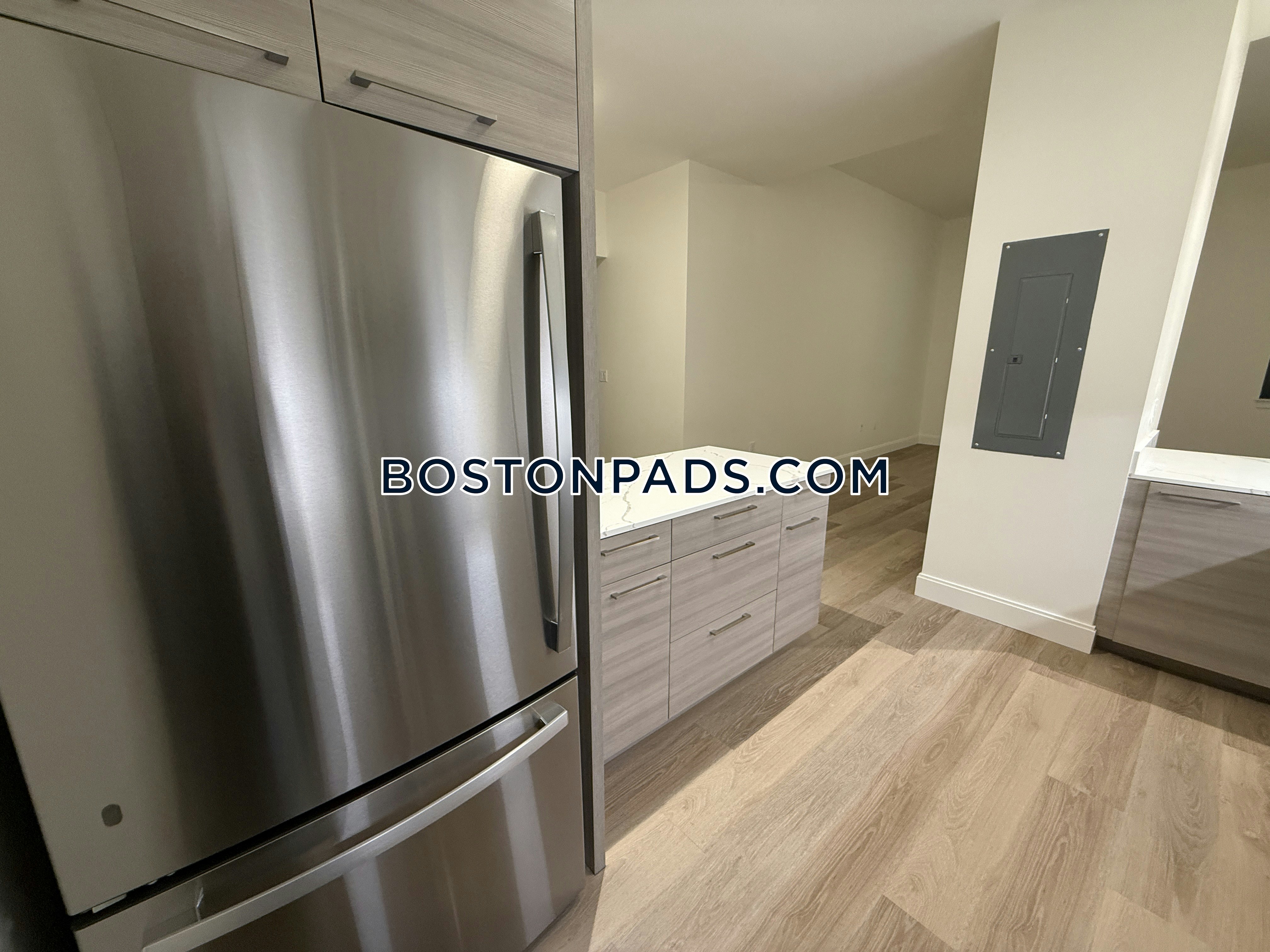 Boston - 2 Beds, 2 Baths