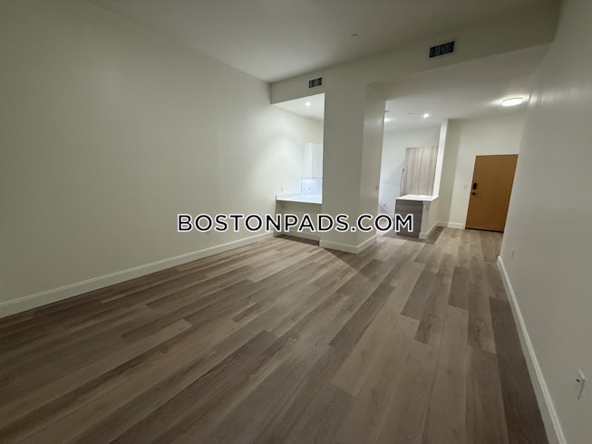 Boston - $3,550+ /mo