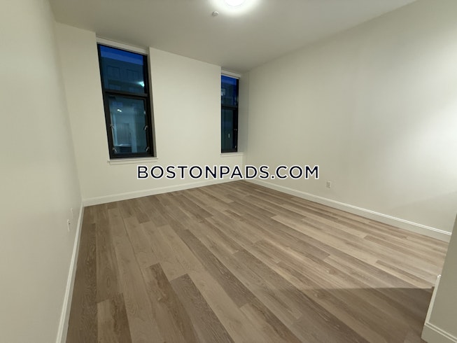 Boston - $3,550+ /mo