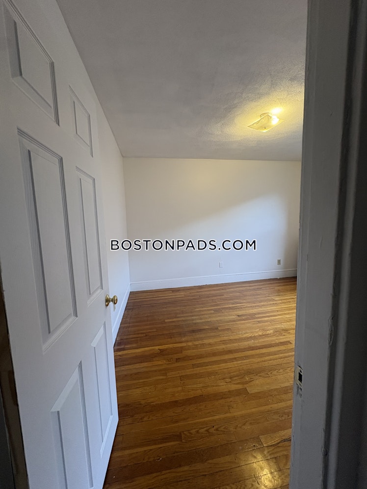 Scottfield Rd., Boston