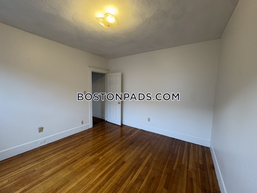 Boston - $2,200+ /month