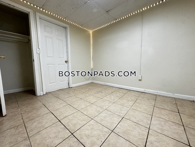 Boston - $4,500+ /mo