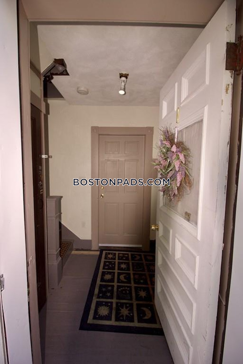 BEVERLY - 2 Beds, 1 Bath - Image 1