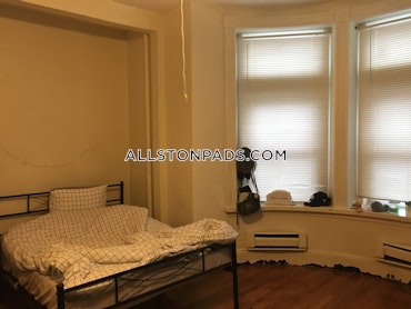 Boston - 2 Beds, 1 Baths