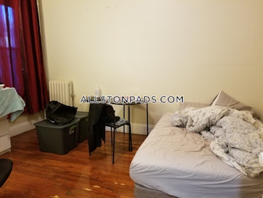 Boston - 0 Beds, 1 Baths