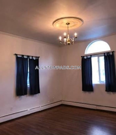 Boston - 3 Beds, 1 Baths