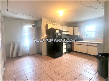 Boston - 3 Beds, 1 Baths