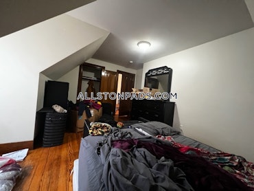 Allston, Boston, MA - 3 Beds, 1 Bath - $3,600 - ID#4454252