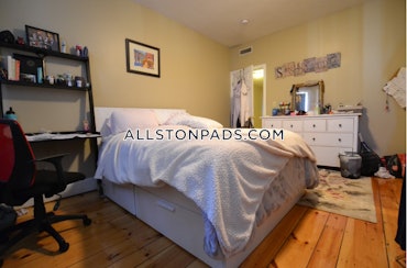 Allston, Boston, MA - 4 Beds, 2 Baths - $4,640 - ID#4024973