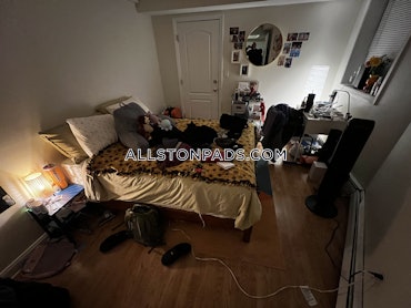 Allston, Boston, MA - 3 Beds, 1 Bath - $3,900 - ID#4025108