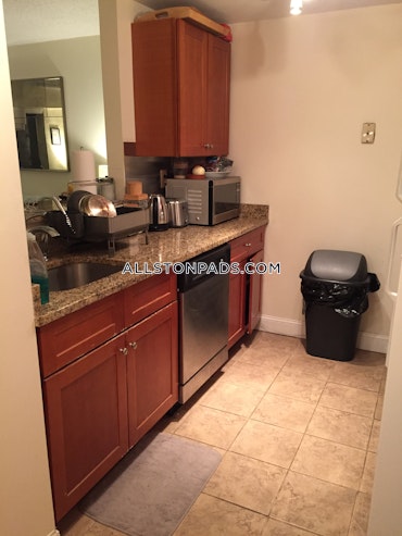 Boston - 1 Beds, 1 Baths