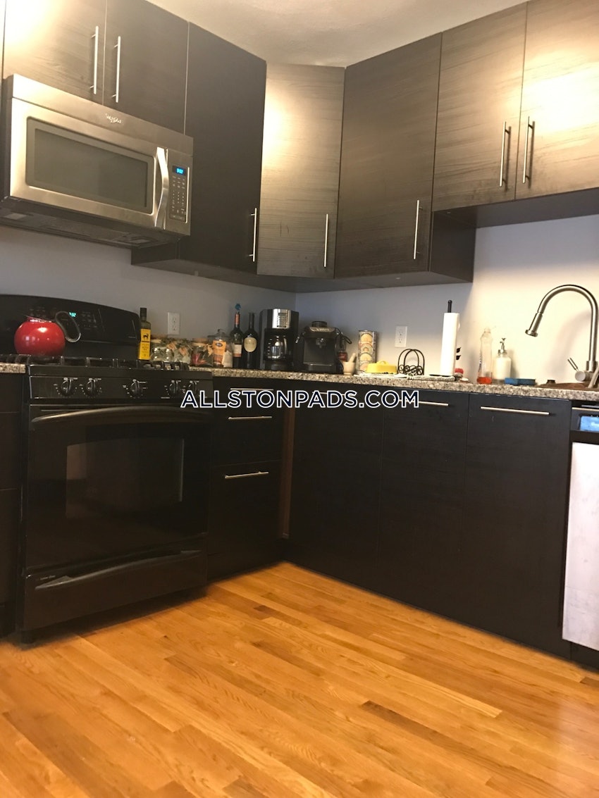 BOSTON - ALLSTON - 2 Beds, 1 Bath - Image 7