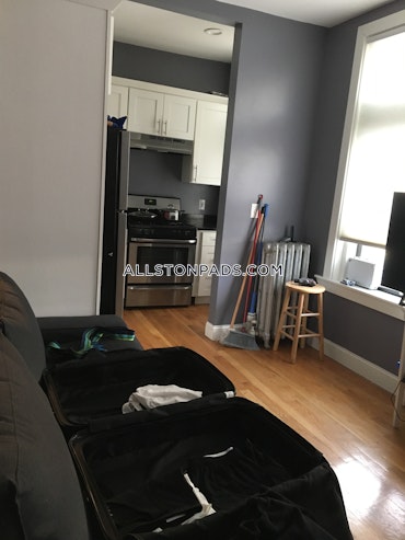 Boston - 2 Beds, 1 Baths