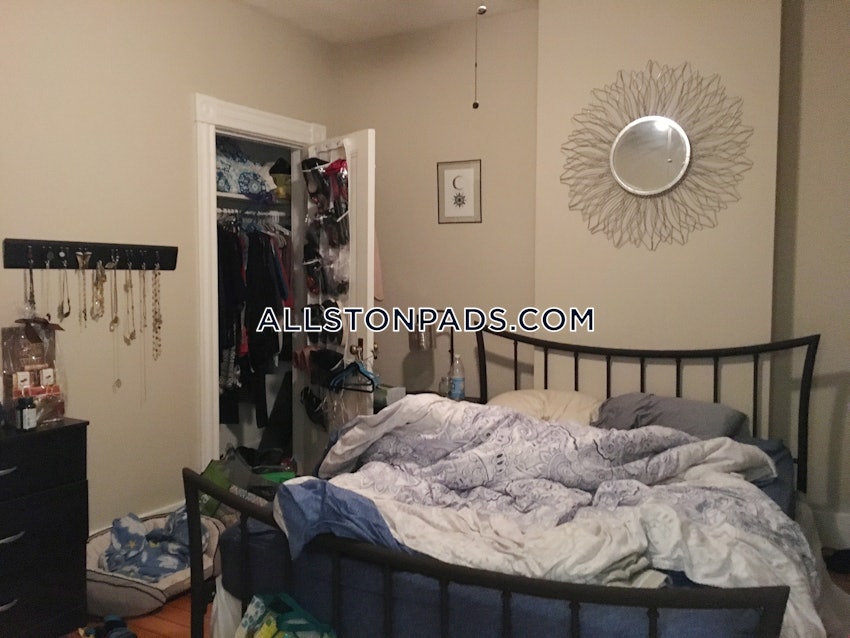 BOSTON - ALLSTON - 2 Beds, 1 Bath - Image 4