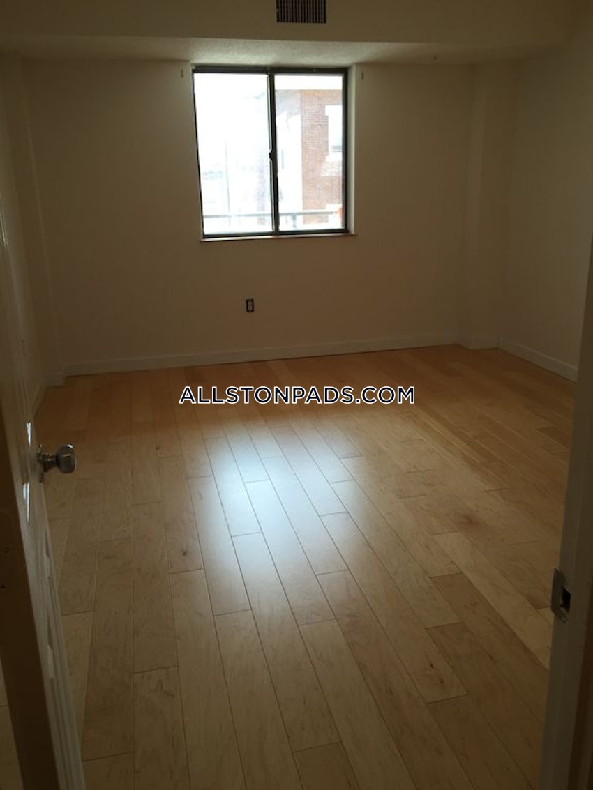 BOSTON - ALLSTON/BRIGHTON BORDER - 2 Beds, 2 Baths - Image 5