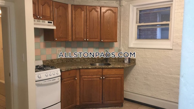 Boston - $2,400+ /mo
