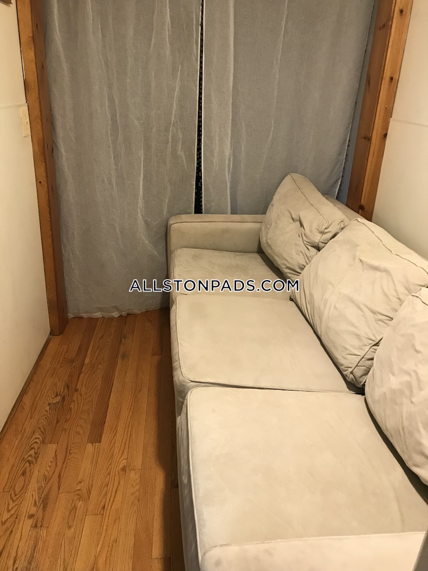 BOSTON - ALLSTON - 1 Bed, 1 Bath - Image 5