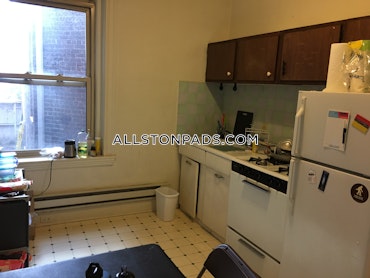 Boston - 2 Beds, 1 Baths