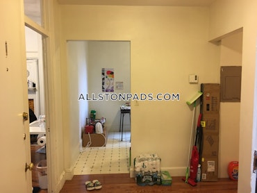 Boston - 2 Beds, 1 Baths