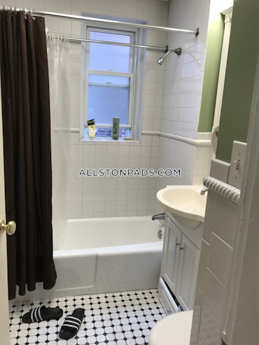 Boston - 3 Beds, 1 Baths