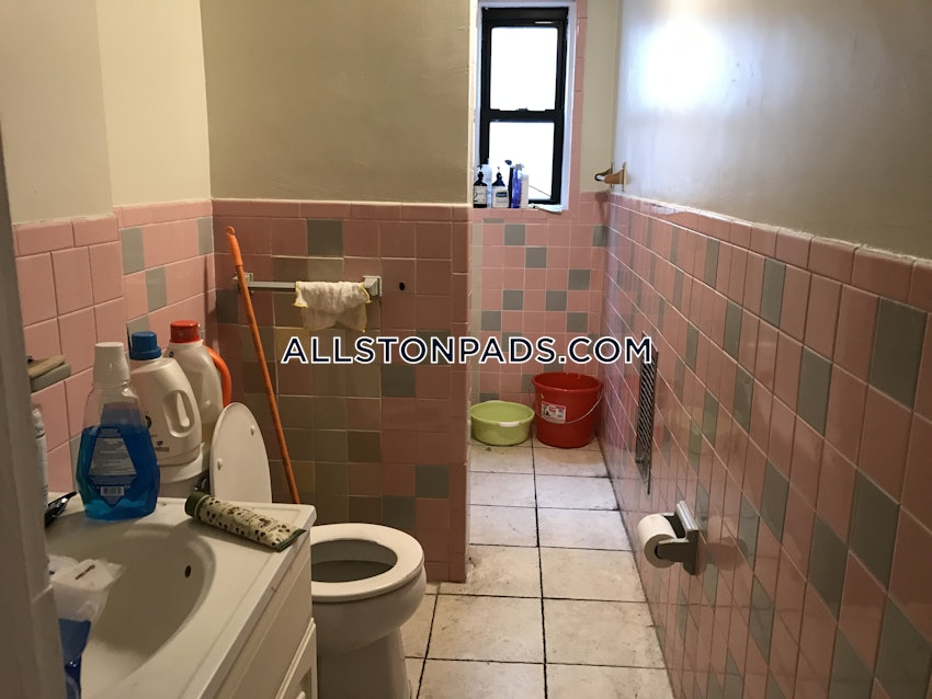 BOSTON - ALLSTON - 3 Beds, 1 Bath - Image 3