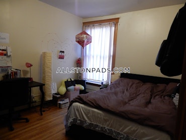 Allston, Boston, MA - 3 Beds, 1.5 Baths - $3,100 - ID#4025104