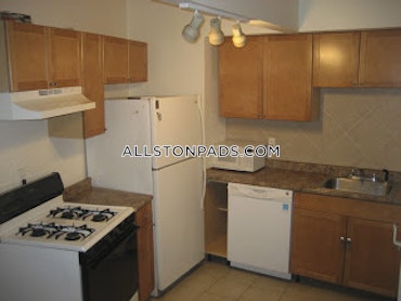 Boston - 2 Beds, 1 Baths