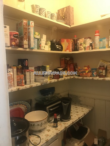 Boston - 1 Beds, 1 Baths