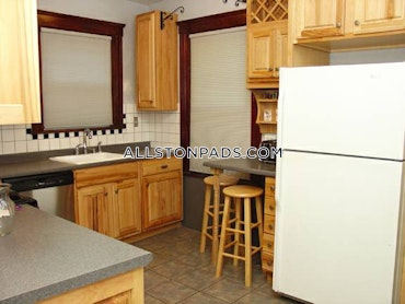 Boston - 3 Beds, 1 Baths