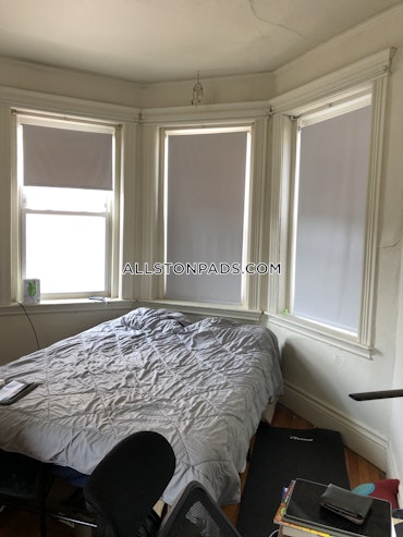 Boston - 0 Beds, 1 Baths