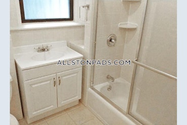 Boston - 2 Beds, 1 Baths