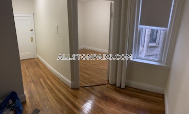 Allston, Boston, MA - 3 Beds, 2 Baths - $4,260 - ID#4592047