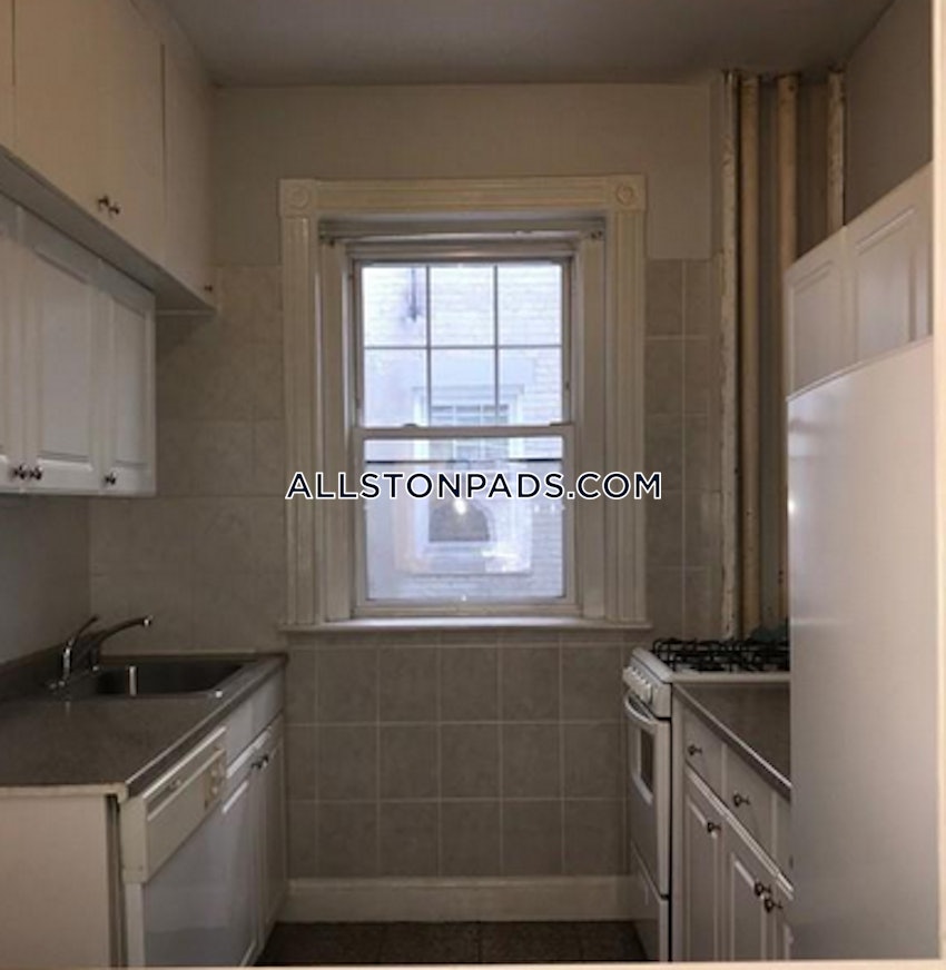 BOSTON - ALLSTON - 1 Bed, 2 Baths - Image 7