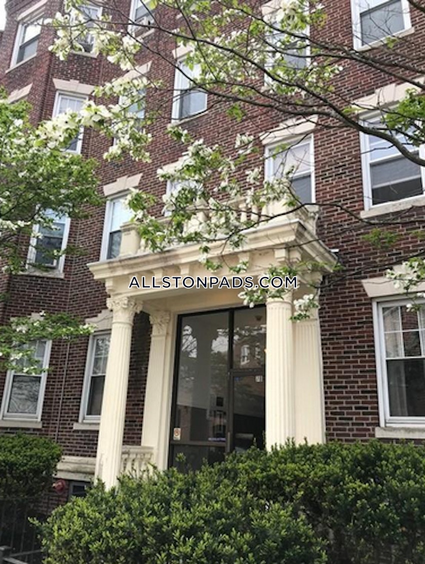 BOSTON - ALLSTON - 1 Bed, 2 Baths - Image 6