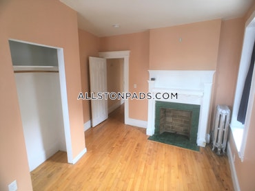 Boston - 2 Beds, 1 Baths