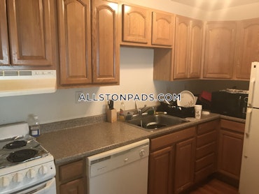 Boston - 1 Beds, 1 Baths