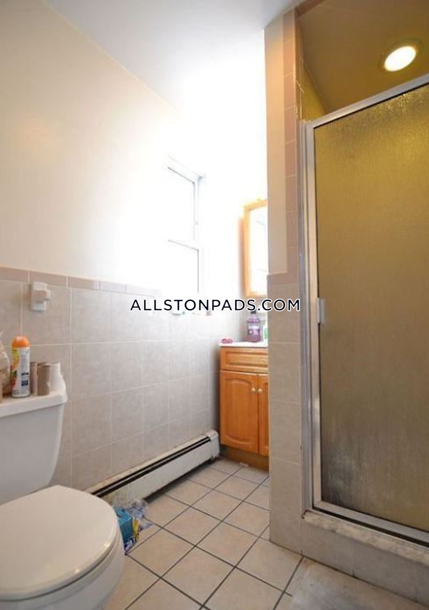 BOSTON - ALLSTON - 4 Beds, 2 Baths - Image 7