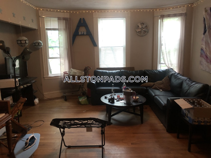 BOSTON - ALLSTON - 5 Beds, 1.5 Baths - Image 43