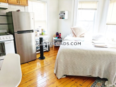 Boston - 0 Beds, 1 Baths