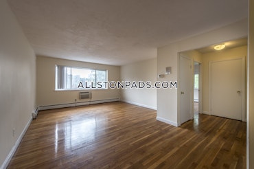 Boston - 1 Beds, 1 Baths