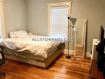 Boston - 3 Beds, 1 Baths