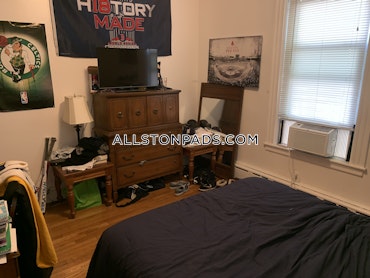 Boston - 5 Beds, 2 Baths