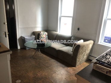 Boston - 3 Beds, 1 Baths