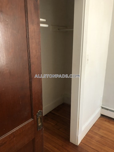 Boston - 3 Beds, 1 Baths