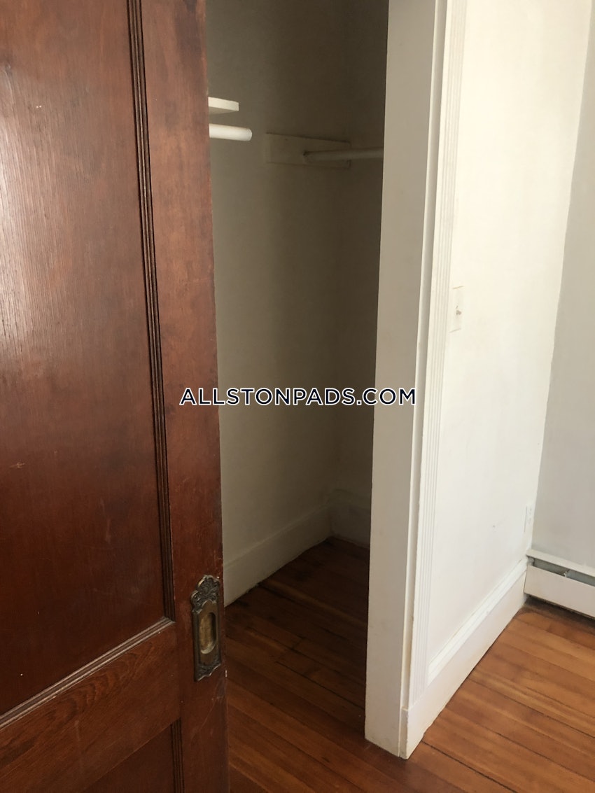 BOSTON - ALLSTON - 3 Beds, 1 Bath - Image 13