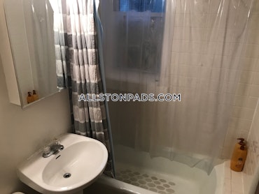 Boston - 2 Beds, 1 Baths