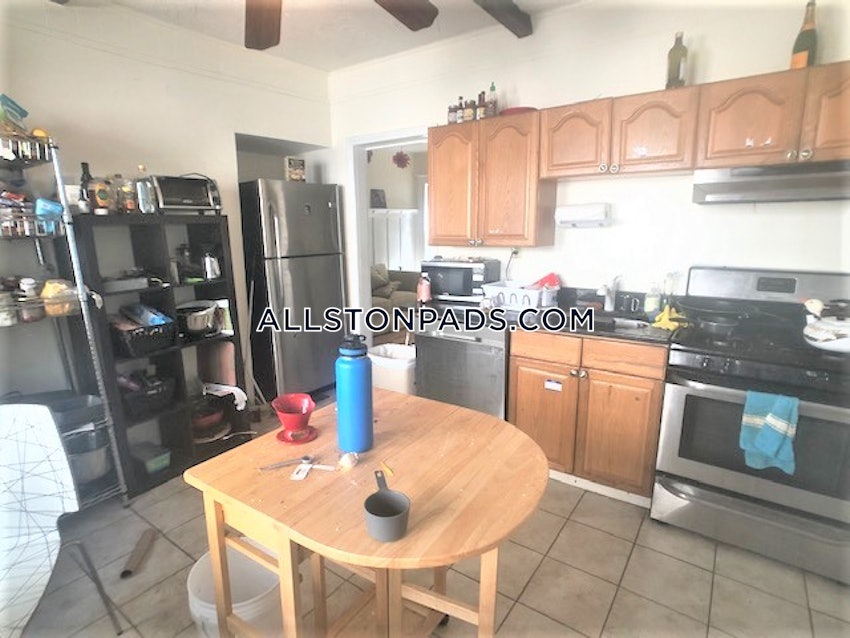 BOSTON - ALLSTON - 4 Beds, 2 Baths - Image 29