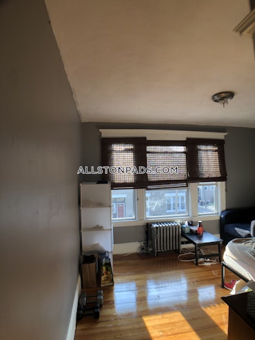 Boston - 2 Beds, 1 Baths