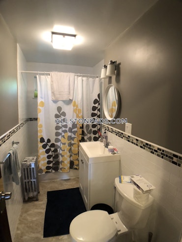 Boston - 2 Beds, 1 Baths